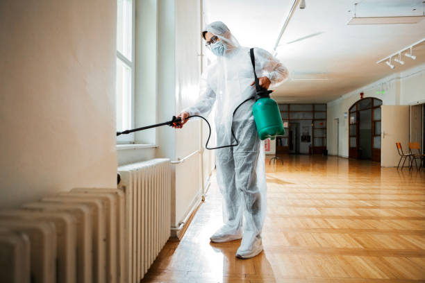 Best Cockroach Control Services  in Neah Bay, WA